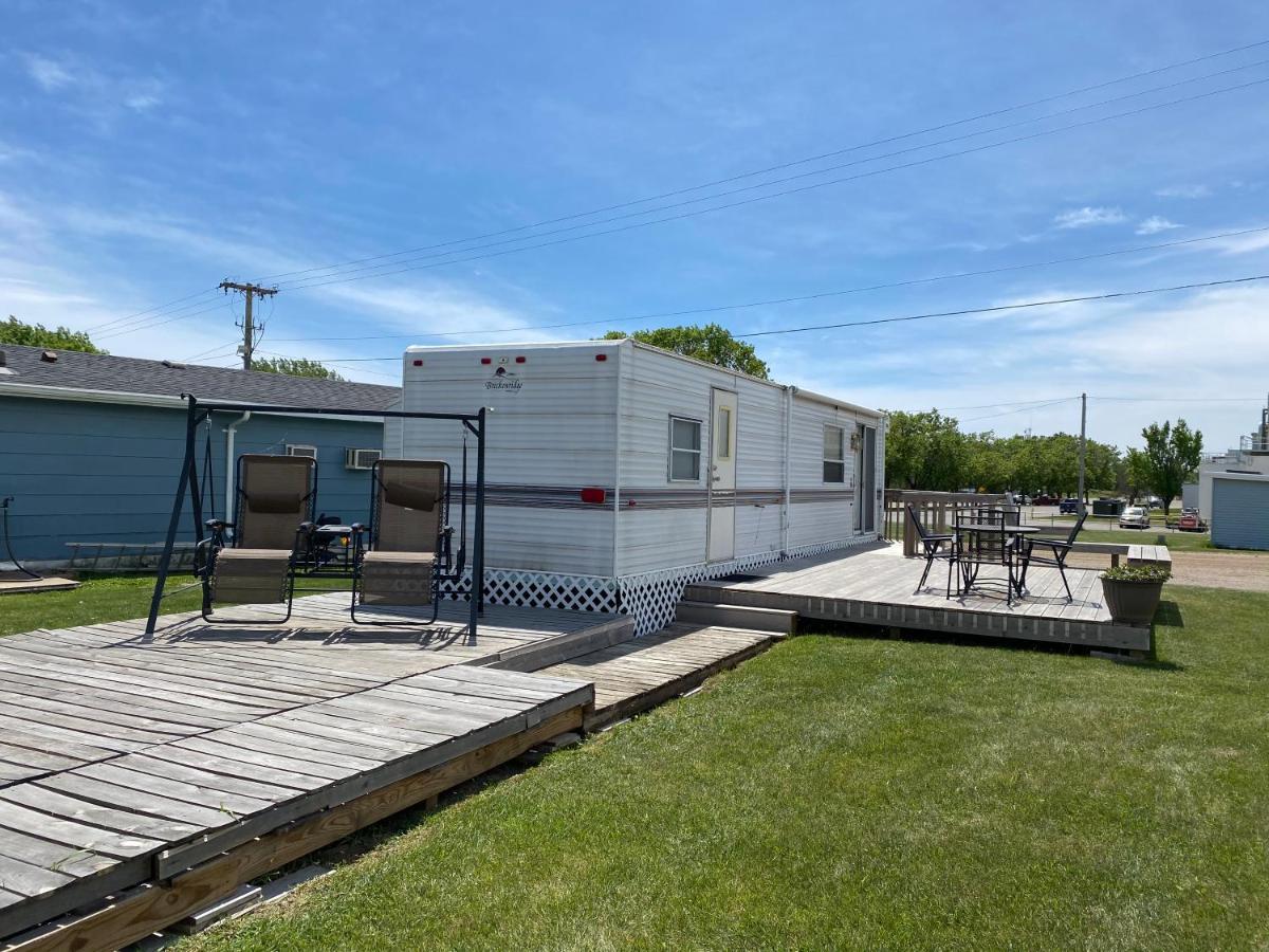 Pelican Motel Pelican Rapids Buitenkant foto